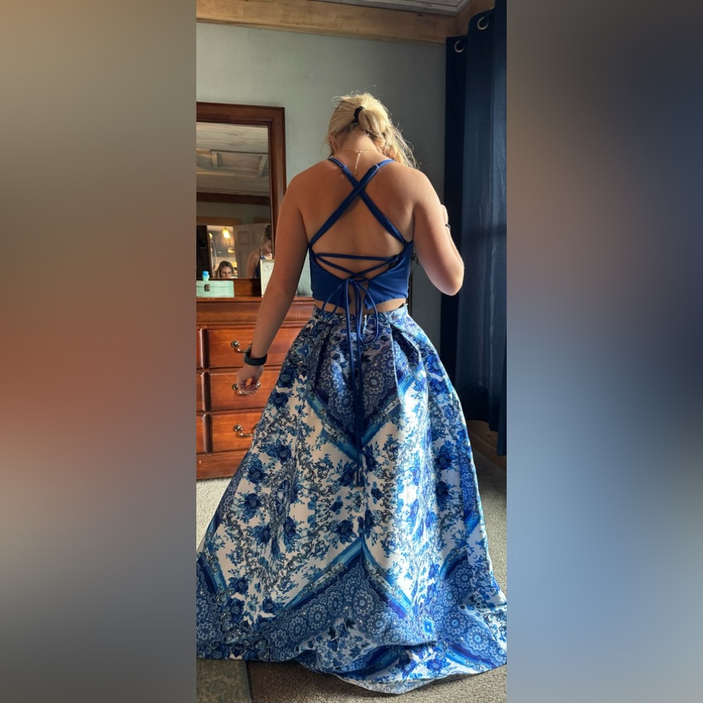 Prom dress
